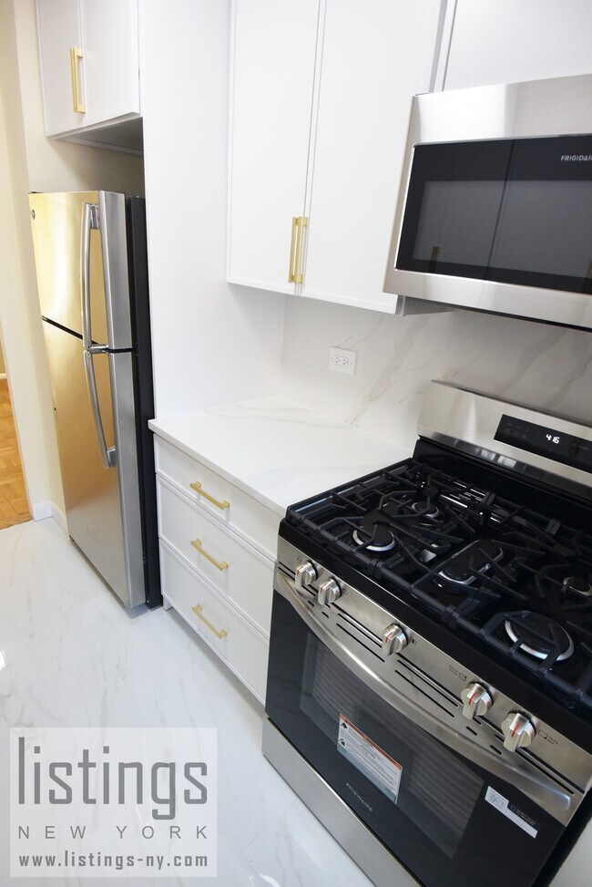 Photo - 79 W 12th St Unit 7A