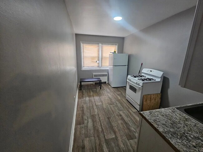 Photo - 6315 Everett Ave Unidad A20