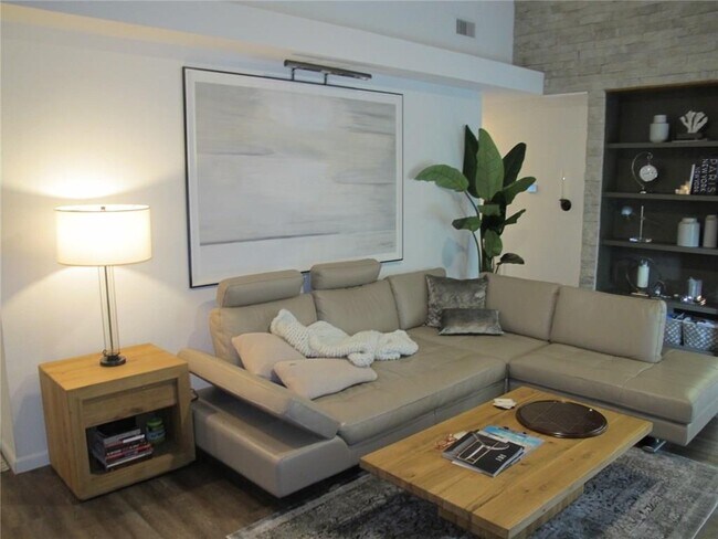 Photo - 4711 Spicewood Springs Rd Condo Unit 265