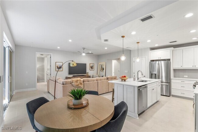 Photo - 2640 Seychelles Cir Unidad 2802