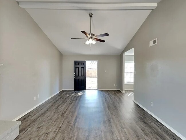 Photo - 1713 Lewis Trail
