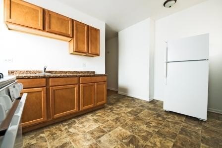 Photo - 8014 S Maryland Ave