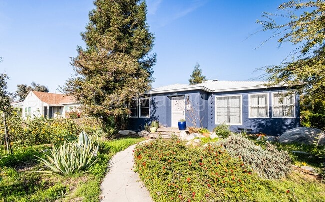 Photo - 3 Bedroom/1 Bath Home - $1995 Per Month!