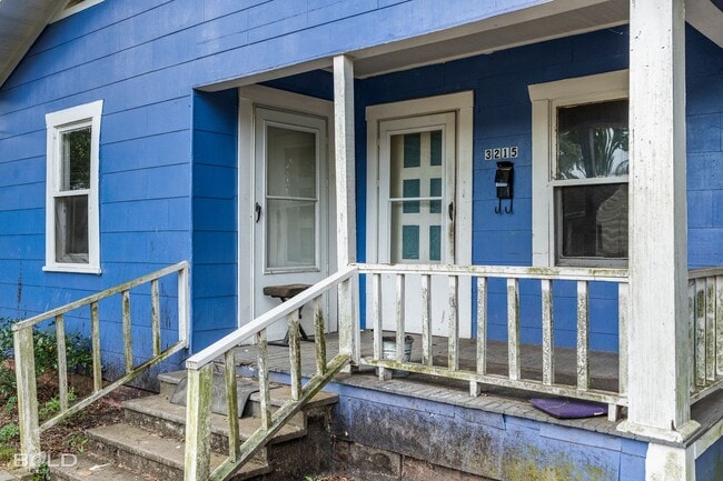 Photo - 3215 Penick St