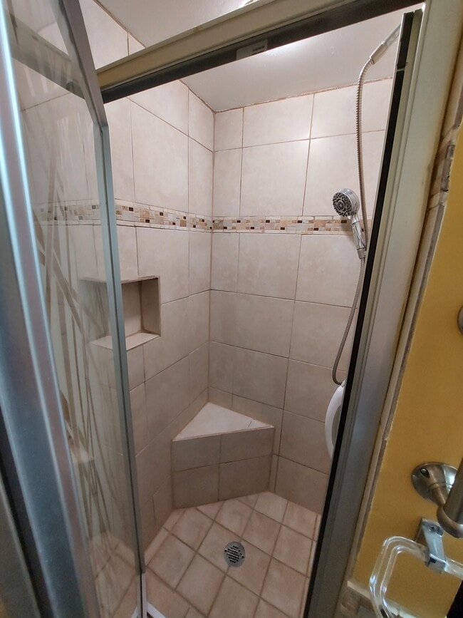 Building Photo - 7703 Huron Dr Rental