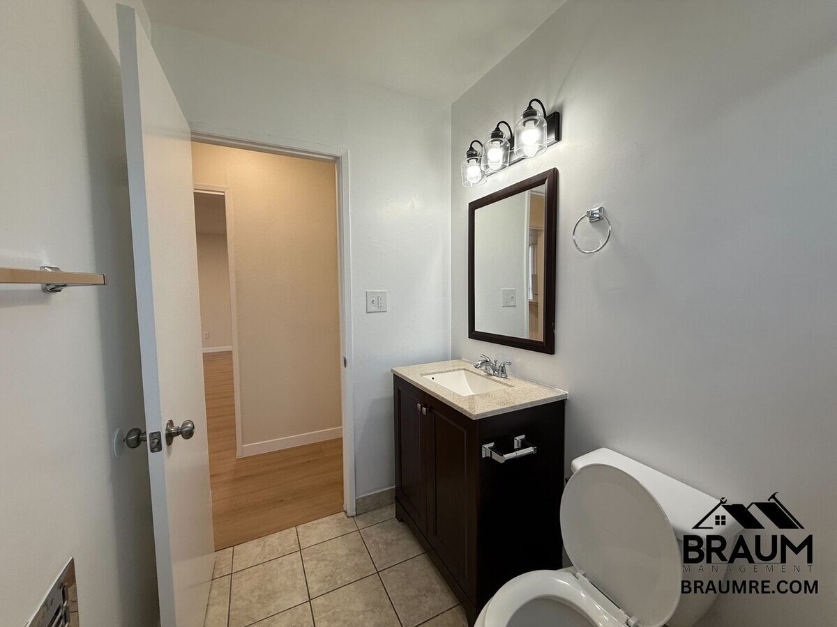 Photo - 5611 Fulcher Ave Unit 3
