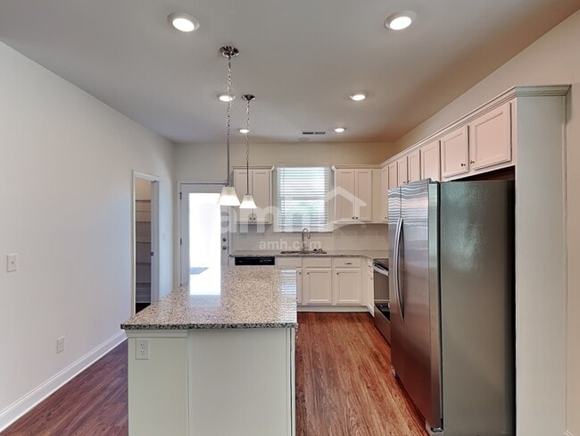 Photo - 309 Stowe Rd