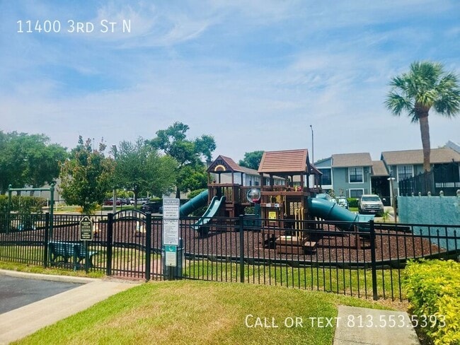 Photo - 11400 3rd St N
