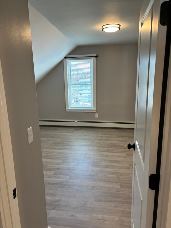 Photo - 82 Lyon Ave Unit #2