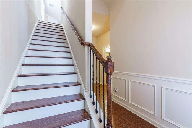 Photo - 1299 Hopkins Dr