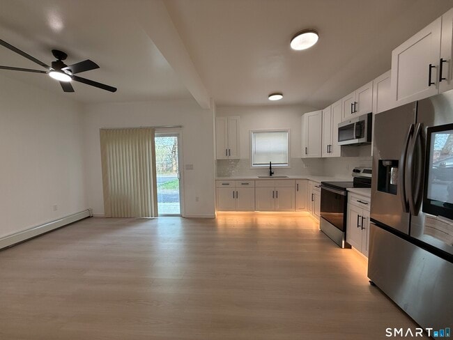 Photo - 8-12 Sterling St