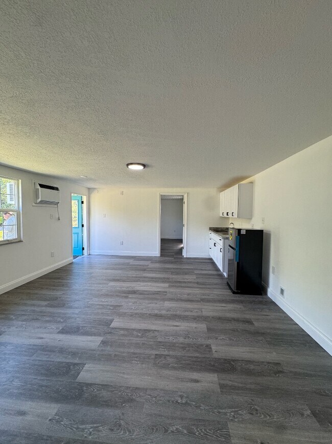 Photo - 3614 Vasco St