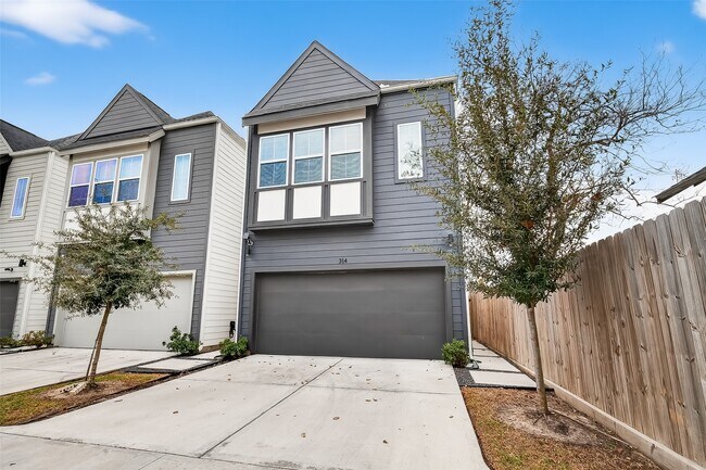 Photo - 314 Neyland St