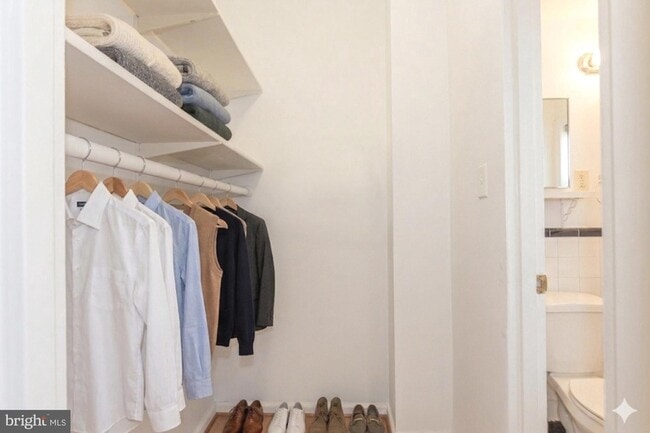 Photo - 2141 I St NW Unit 316