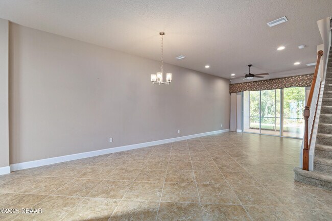829 Pinewood Dr