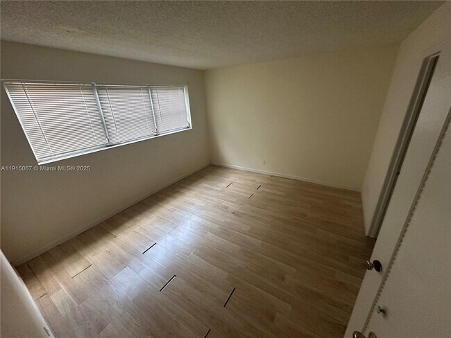 Photo - 1700 NW 58th Terrace Unit 2B