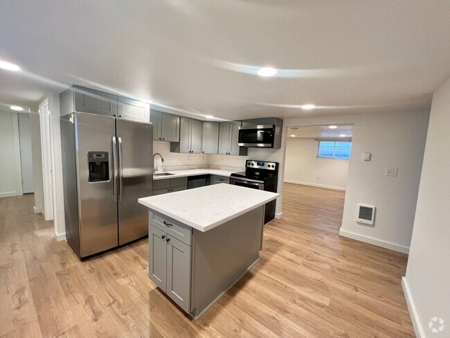 Building Photo - 607 N Ruby St Unit 3 Rental