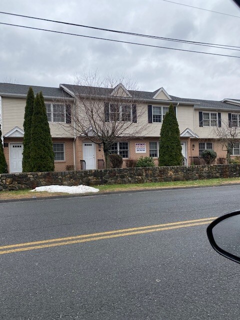 Photo - 1541 Highland Ave Apartment Unit I