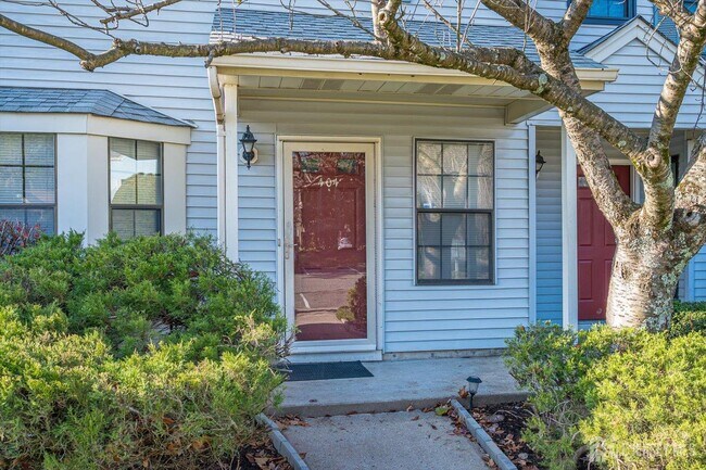 Photo - 404 Maplecrest Rd