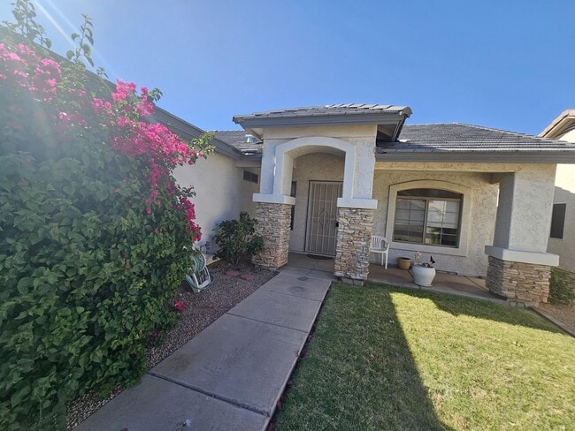 Photo - 2292 E Stottler Dr