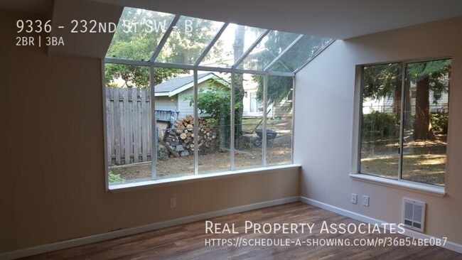 Photo - 9336 232nd St SW Unidad B