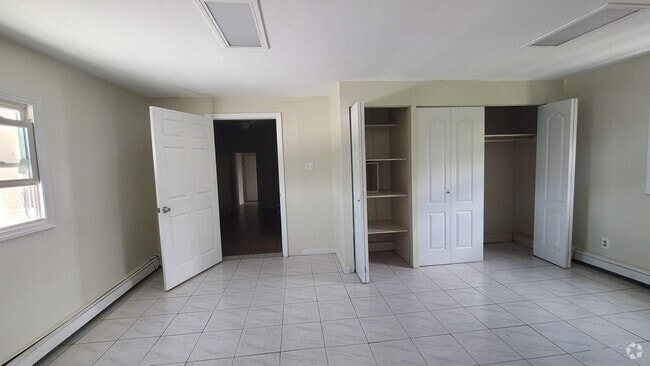 Building Photo - 123 75th St Unit 3 Rental