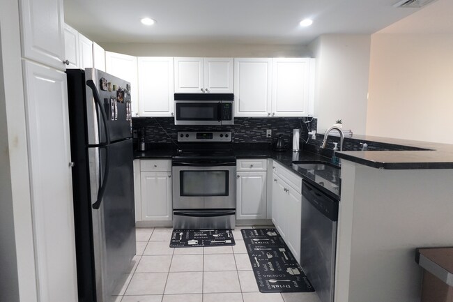 Photo - 10 Seaport Dr Unit 2409
