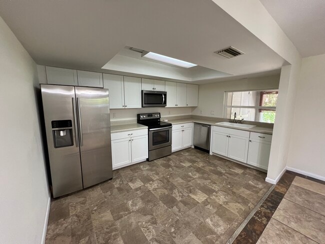 Kitchen - 4705 Palm Tree Blvd Townhome