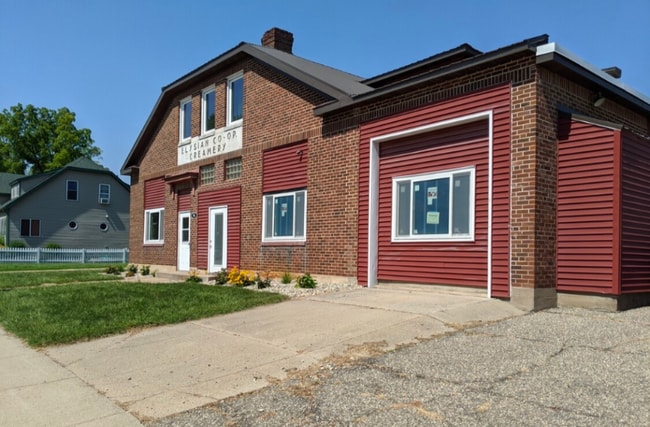 Photo - 196 W Main St Unit B