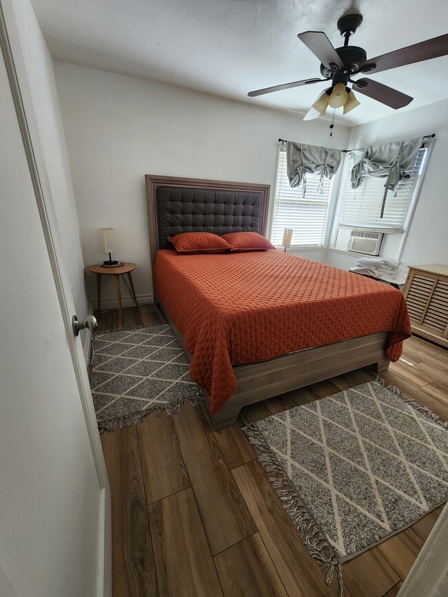 Photo - 278 E Merritt Ave