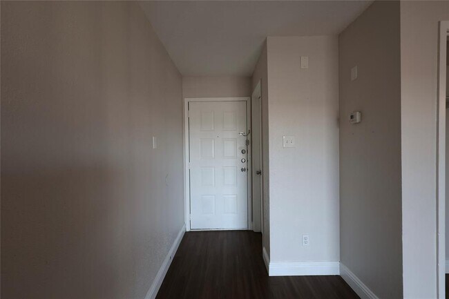 Photo - 1840 Burton Dr Unit 120