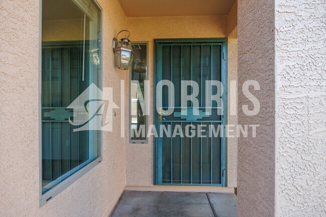 Photo - Great Home Located in Town with a Pool