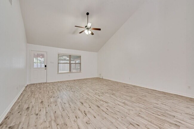 Photo - Spacious 5-Bedroom Home with Game Room & Amazing Backyard in Paloma Creek