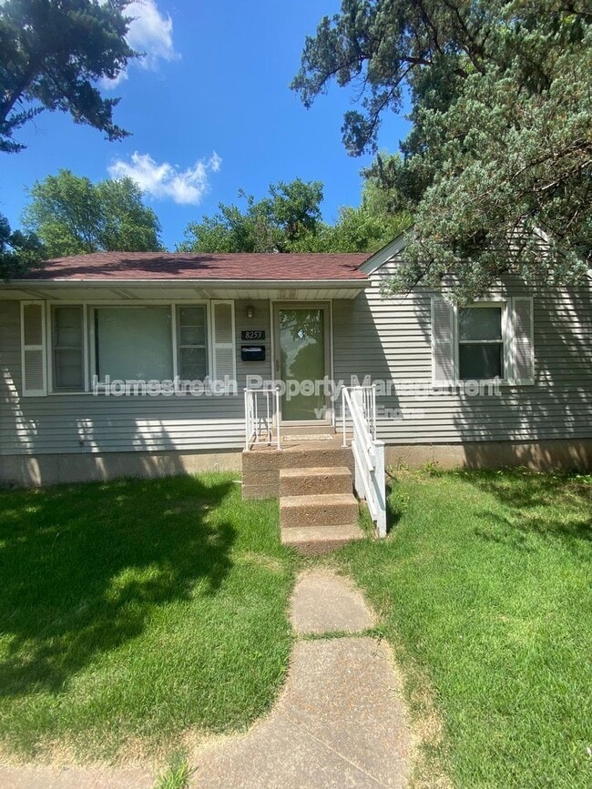 Building Photo - 8253 Frost Ave Rental