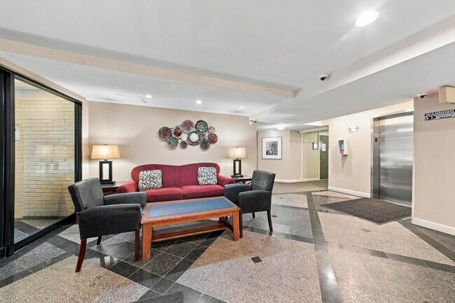 675 Grove Terrace