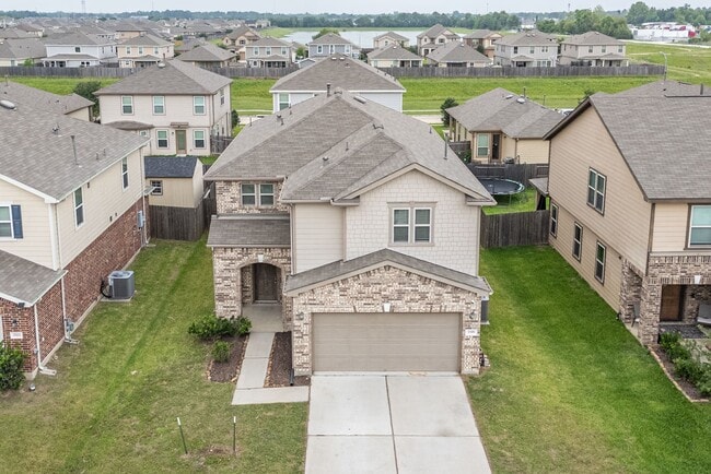 Building Photo - 2518 Boxwood Park