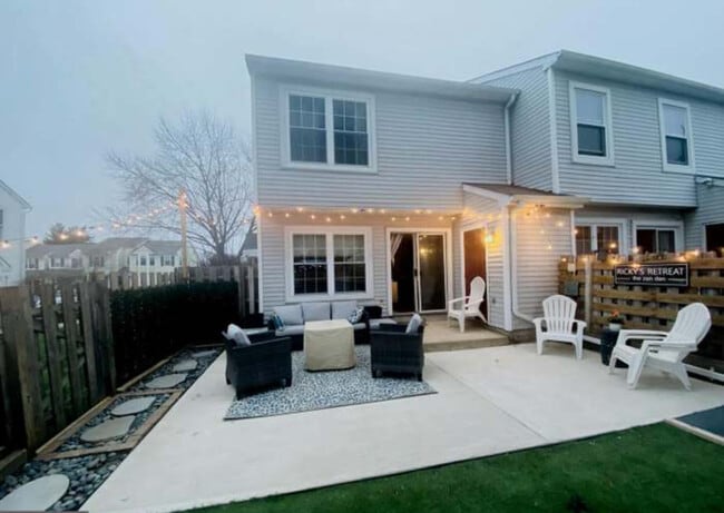 22 Van Horn Pl