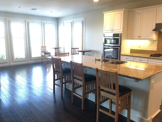 Photo - Stunning 4-Bedroom Home in the Desirable G...