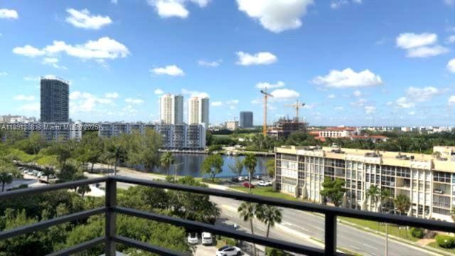 Photo - 600 Three Islands Boulevard Unidad 709