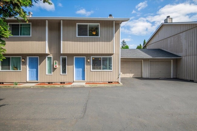 Lincoln Townhomes