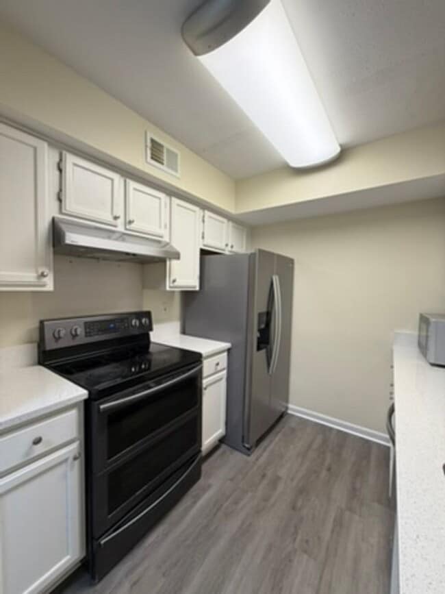 Photo - 25% OFF FIRST MONTH'S RENT -- Updated 2 Bedroom First Floor Condo