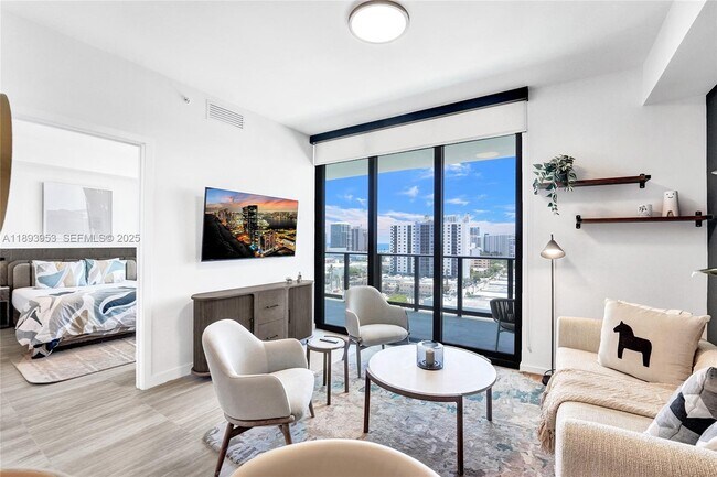 Photo - 580 72nd St Unit 904