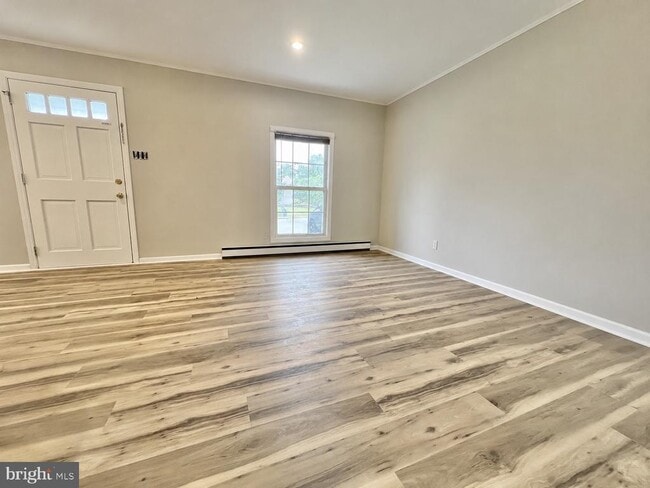 Photo - 226 Elwyn Ave