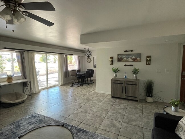 Photo - 2677 Country Club Dr