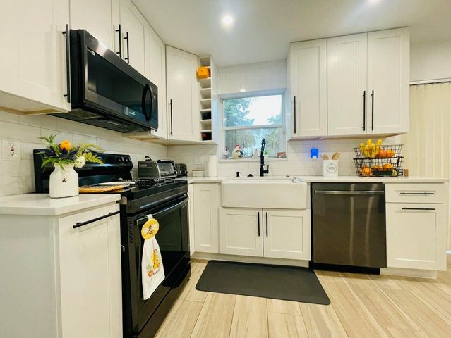 Photo - 4231 NW 1st Dr