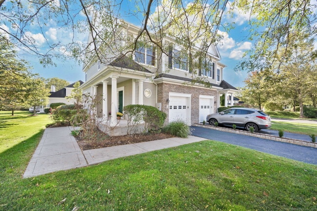 Building Photo - 32 Bay Hill Dr Unit 32