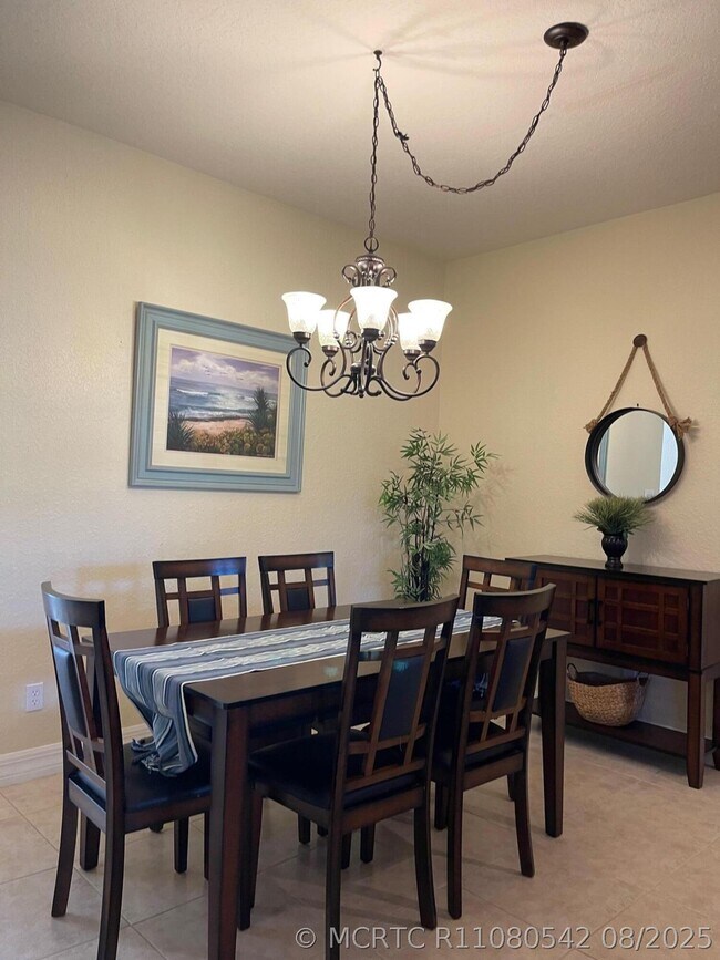 Photo - 107 Mulligan Pl