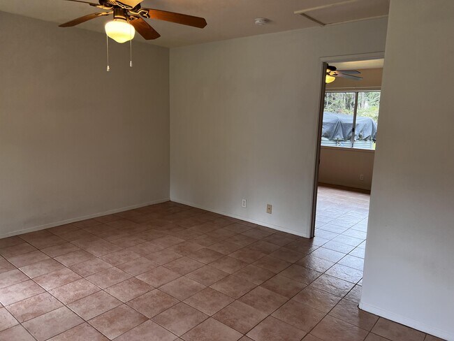 Photo - 11-3774-3774 3rd St