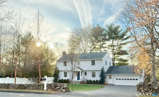 Building Photo - 139 Highland Ave