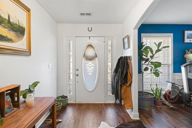 Photo - 520 Bryson Trail